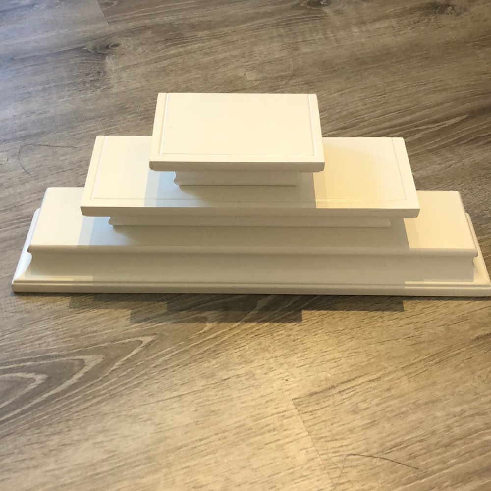 WALL SHELVES